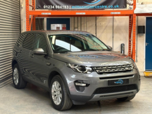 2016 Land Rover Discovery Sport 2.0 Td4 Se Tech Auto 4WD Euro 6 (s/s) 5dr in Grey — image 6