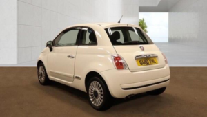 2010 Fiat 500 1.2 Lounge Euro 5 (s/s) 3dr in White — image 4