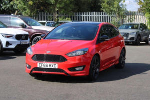 2016 Ford Focus 1.5t Ecoboost Zetec S Red Edition Euro 6 (s/s) 5dr in Red — image 4