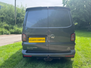 2014 Volkswagen Transporter in Grey — image 3