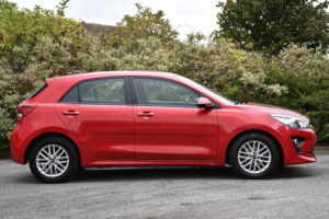 2021 Kia Rio 1.2 2 Hatchback 5dr Petrol Manual Euro 6 (s/s) (83 Bhp) in Red — image 2