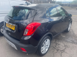 2015 Vauxhall Mokka 1.6i Tech Line SUV 5dr Petrol Manual 2WD Euro 6 (s/s) (115 Ps) in Black — image 4