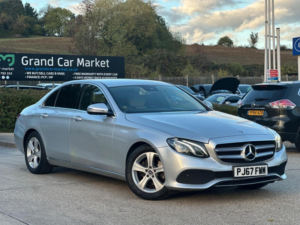 2018 Mercedes-Benz E Class 2.0 E220d Se G-Tronic+ Euro 6 (s/s) 4dr in Silver — image 4
