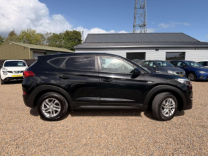 2016 Hyundai Tucson 1.6 Gdi Blue Drive S Euro 6 (s/s) 5dr in Black — image 5