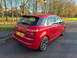 2014 Citroen C4 Picasso 1.6 E-Hdi Exclusive MPV 5dr Diesel Manual Euro 5 (s/s) (115 Ps) in Red — image 4