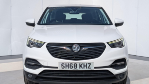 2018 Vauxhall Grandland X 1.2 Turbo Se Euro 6 (s/s) 5dr in White — image 2