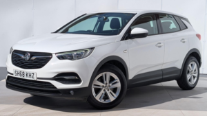 2018 Vauxhall Grandland X 1.2 Turbo Se Euro 6 (s/s) 5dr in White — image 3