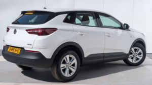 2018 Vauxhall Grandland X 1.2 Turbo Se Euro 6 (s/s) 5dr in White — image 6