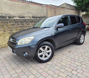 2009 Toyota Rav4 2.2 D-4d Xt-R 4WD 5dr in Grey — image 2
