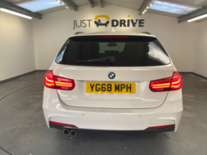 2019 BMW 3 Series 2.0 320d M Sport Touring 5dr Diesel Auto Euro 6 (s/s) (190 Ps) in White — image 4
