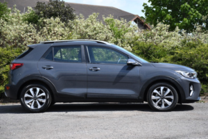 2021 Kia Stonic 1.0 T-Gdi 2 SUV 5dr Petrol Manual Euro 6 (s/s) (99 Bhp) in Grey — image 2