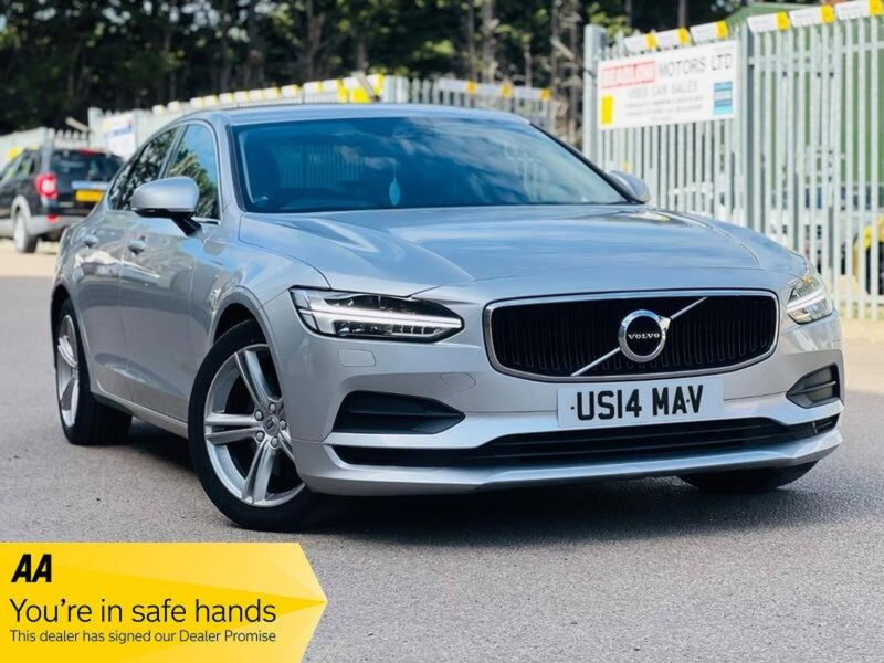 2018 Volvo S90 2.0 D4 Momentum Auto Euro 6 (s/s) 4dr in Silver — image 1