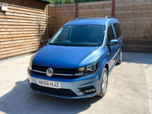 2017 Volkswagen Caddy Maxi Life 4 SEAT Auto Wheelchair Accessible Disabled Access Vehicle Wav in Blue — image 6