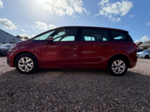 2014 Citroen Grand C4 Picasso 1.6 E-Hdi Vtr+ Etg6 Euro 5 (s/s) 5dr in Red — image 5