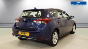 2016 Toyota Auris 1.8 Vvt-H Business Edition CVT Euro 6 (s/s) 5dr in Blue — image 5