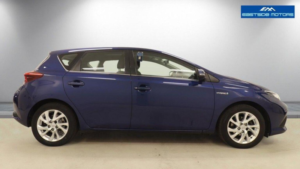 2016 Toyota Auris 1.8 Vvt-H Business Edition CVT Euro 6 (s/s) 5dr in Blue — image 6