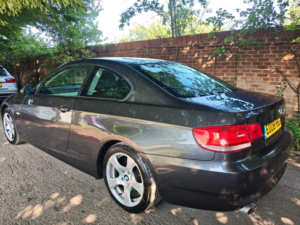 2008 BMW 3 Series 2.0 320i Se Euro 4 2dr in Grey — image 4