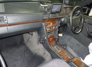 1995 Mercedes-Benz 320 Ref 8724 - In Transt Refundable Deposit Can Secure - Mercedes Benz W124 E320 Estate 7 Seater Automat in Silver — image 5