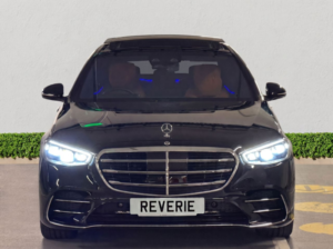2025 Mercedes-Benz S Class 3.0 S580el 22kwh Amg Line (premium Plus, Executive) Saloon 4dr Petrol Plug-In Hybrid G-Tronic+ 4matic Euro 6 (s/s) (510 Ps) in Black — image 2