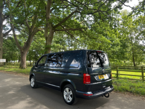 2019 Volkswagen Transporter 2.0 Tdi T32 Bluemotion Tech Highline Kombi Double Cab 5dr Diesel DSG Fwd Swb Euro 6 (s/s) (150 Ps) in Blue — image 6