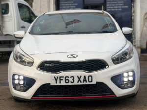 2013 Kia Proceed 1.6 T-Gdi Gt Euro 5 3dr in White — image 5