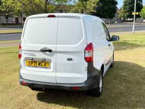 2021 Ford Transit Courier 1.0 Ecoboost Leader Panel Van 4dr Petrol Manual L1 Euro 6 (s/s) (100 Ps) in White — image 6
