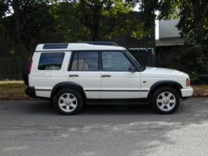 2003 Land Rover Discovery Ref 8732 - Land Rover Discovery Hse Auto (rhd - Ex Japan in White — image 2