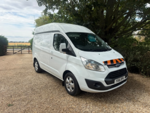 2016 Ford Transit Custom 2.2 Tdci 290 Limited in White — image 2