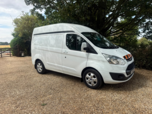 2016 Ford Transit Custom 2.2 Tdci 290 Limited in White — image 4