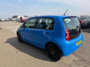 2014 Volkswagen Up! 1.0 Move Up! Euro 5 5dr in Blue — image 4
