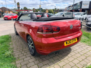 2012 Volkswagen Golf 2.0 Tdi Bluemotion Tech Gt Cabriolet Euro 5 (s/s) 2dr in Red — image 5