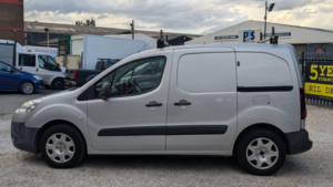 2014 Peugeot Partner 1.6 Hdi 625 Professional L1 5dr in Silver — image 5