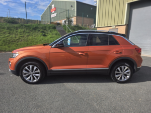 2019 Volkswagen T-Roc 1.6 Tdi Design in Orange — image 4