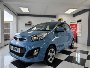 2011 Kia Picanto 1.0 1 Air Euro 5 5dr in Blue — image 3