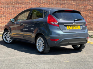 2011 Ford Fiesta 1.4 Titanium 5dr in Grey — image 4