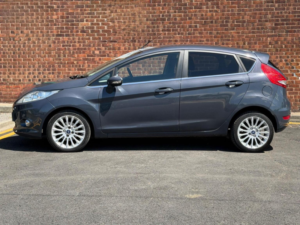 2011 Ford Fiesta 1.4 Titanium 5dr in Grey — image 5