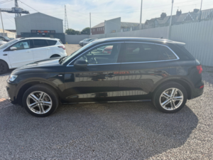 2019 Audi Q5 2.0 Tdi 40 S Line SUV 5dr Diesel S Tronic Quattro Euro 6 (s/s) (190 Ps) in Black — image 5