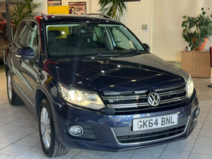 2014 Volkswagen Tiguan 2.0 Tdi Bluemotion Tech Match in Blue — image 2