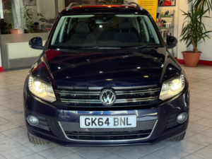 2014 Volkswagen Tiguan 2.0 Tdi Bluemotion Tech Match in Blue — image 4