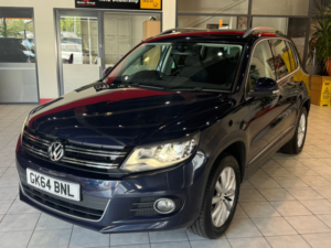 2014 Volkswagen Tiguan 2.0 Tdi Bluemotion Tech Match in Blue — image 5