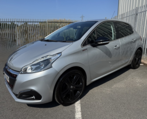 2015 Peugeot 208 Gt Line 1.2 Puretech in Silver — image 2