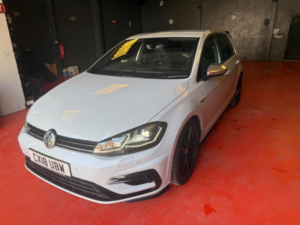 2018 Volkswagen Golf 2.0 Tsi R DSG 4motion Euro 6 (s/s) 5dr in Silver — image 3