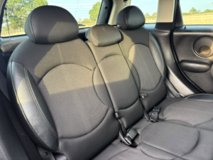 2016 MINI Countryman 1.6 Cooper Countryman in Black — image 4