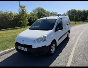 2015 Peugeot Partner 1.6 Hdi S in White — image 4