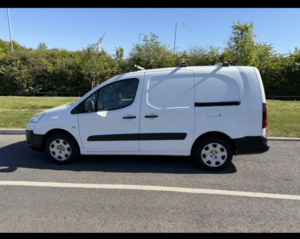 2015 Peugeot Partner 1.6 Hdi S in White — image 5