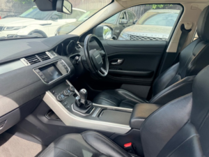 2015 Land Rover Range Rover Evoque Ed4 Se in White — image 3