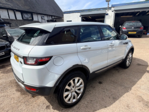 2015 Land Rover Range Rover Evoque Ed4 Se in White — image 6