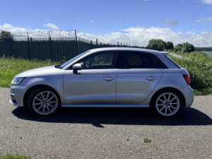 2015 Audi A1 1.4 Tfsi S Line Sportback 5dr Petrol Manual Euro 6 (s/s) (125 Ps) in Multicolour — image 6