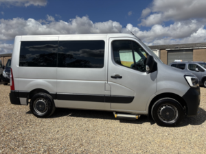 2021 Renault Master Auto Wav Wheelchair Accessible Vehicle Automatic 2.3 Fwd Sl28 Dci 150 Quickshift6 Business My19 in Grey — image 2