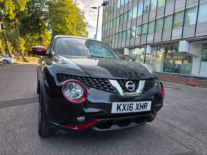 2016 Nissan Juke 1.2 Dig-T N-Connecta Euro 6 (s/s) 5dr in Black — image 3